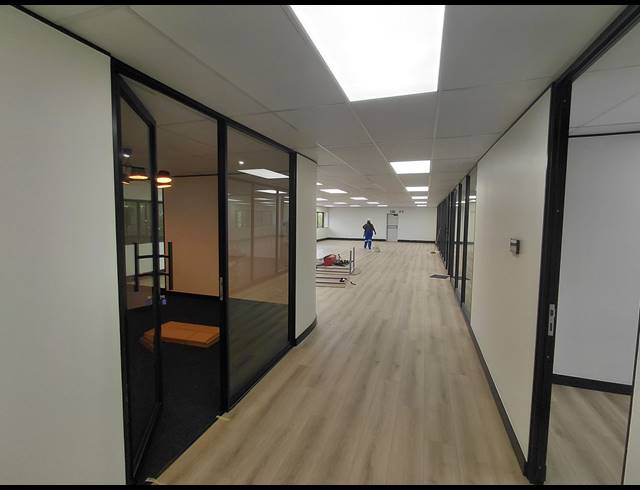 335M² OFFICE TO LET IN HALFWAY HOUSE